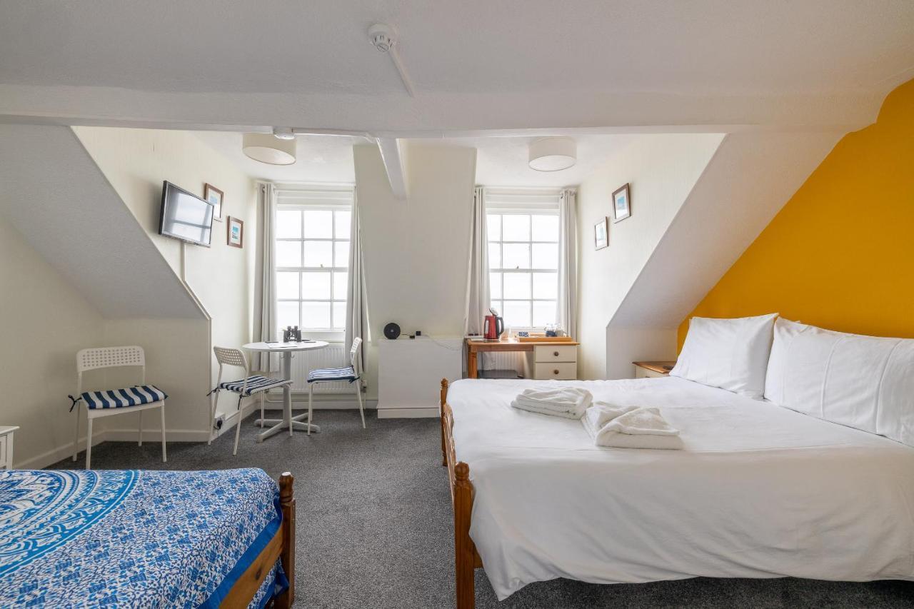 Seaspray Guest House Weymouth Buitenkant foto