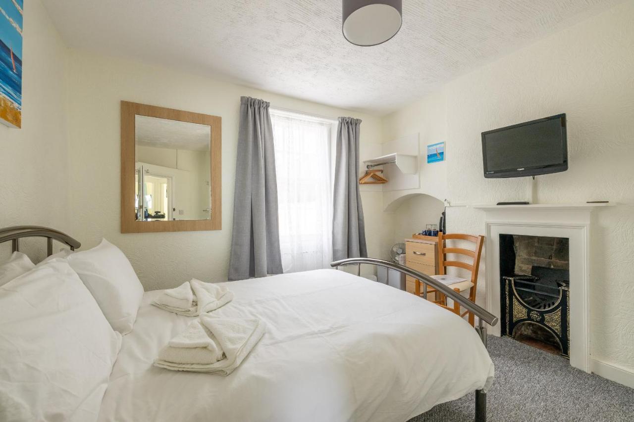 Seaspray Guest House Weymouth Buitenkant foto